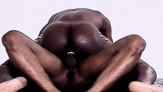 Black gays in a foursome of pleasure eating cock and drilling ass